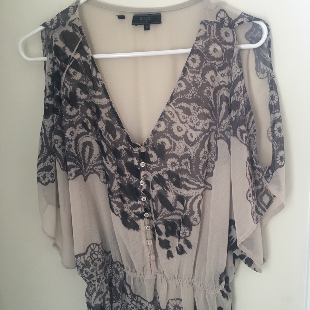 Guess sheer cold shoulder shirt size medium
